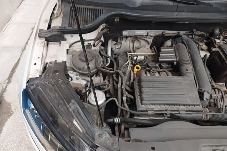 Used Skoda Karoq 2019 TSI280 Smart Drive Deluxe Edition China VI Standard Engine Bay Right