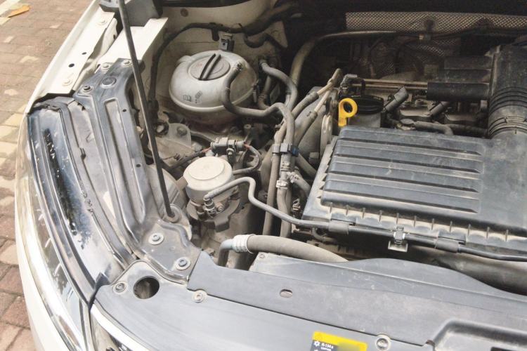 Used Skoda Karoq 2019 TSI280 Smart Drive Deluxe Edition China VI Standard Engine Bay Right