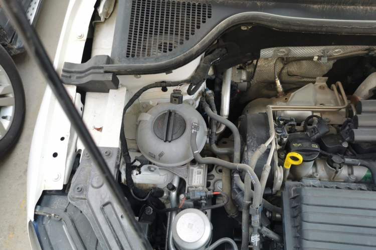 Used Skoda Karoq 2019 TSI280 Smart Drive Deluxe Edition China VI Standard Engine Bay Right