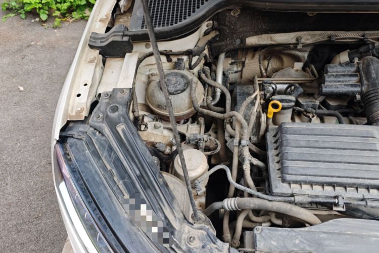Used Skoda Karoq 2019 TSI280 Smart Drive Deluxe Edition China VI Standard Engine Bay Right