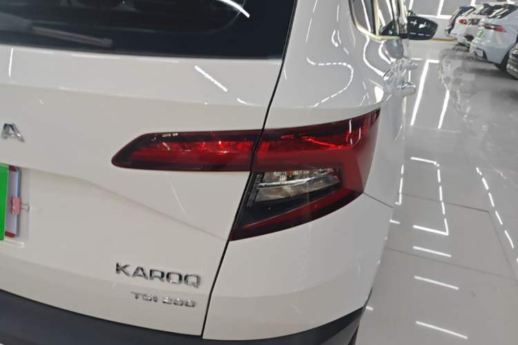 Used Skoda Karoq 2019 TSI280 Smart Drive Elite Edition China V Standard Exterior 3