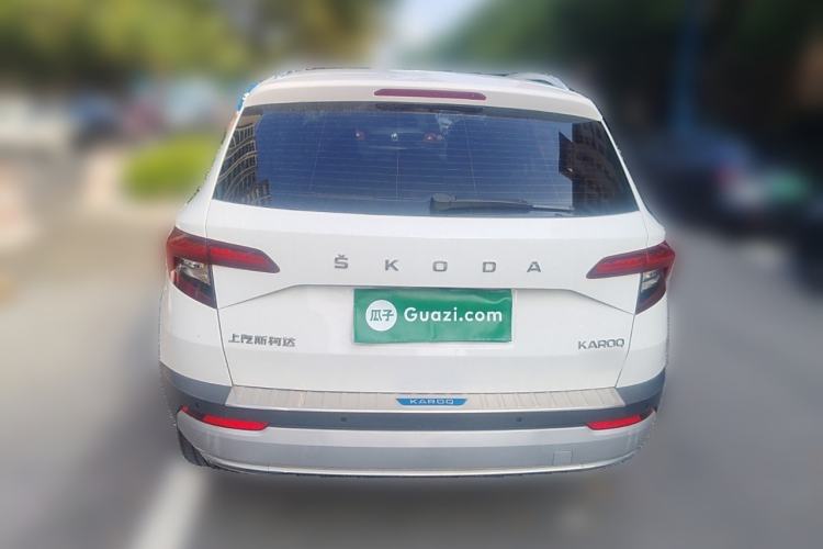Used Skoda Karoq 2019 TSI280 SmartDrive Luxury Edition China VI standard Exterior 4
