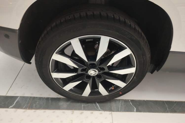 Used Skoda Karoq 2019 TSI280 SmartDrive Luxury Edition China V Standard Exterior 5