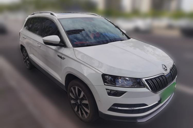 Used Skoda Karoq 2019 TSI280 SmartDrive Luxury Edition China VI standard Front Right 45 Deg