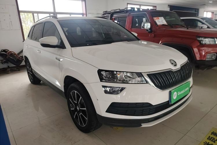Used Skoda Karoq 2019 TSI280 Comfort Plus Version China VI Standard Front Right 45 Deg