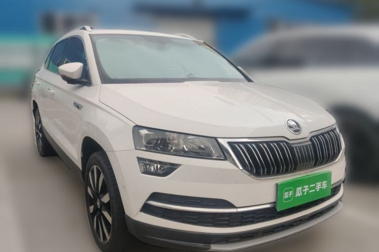 Used Skoda Karoq 2019 TSI280 SmartDrive Luxury Edition China VI standard Front Right 45 Deg