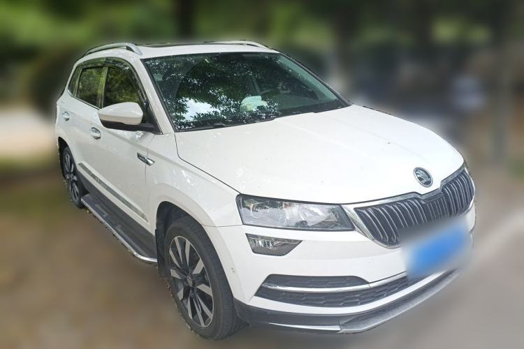 Used Skoda Karoq 2019 TSI280 SmartDrive Luxury Edition China VI standard Front Right 45 Deg