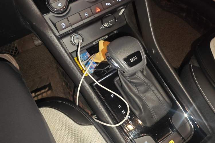 Used Skoda Karoq 2019 TSI280 SmartDrive Luxury Edition China V Standard Gear Lever