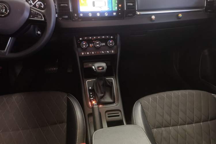 Used Skoda Karoq 2019 TSI280 SmartDrive Luxury Edition China V Standard Gear Lever