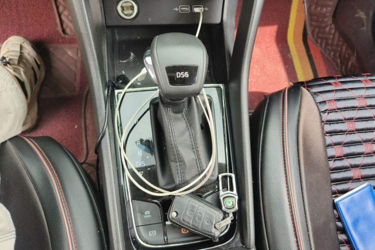 Used Skoda Karoq 2019 TSI280 SmartDrive Luxury Edition China V Standard Gear Lever