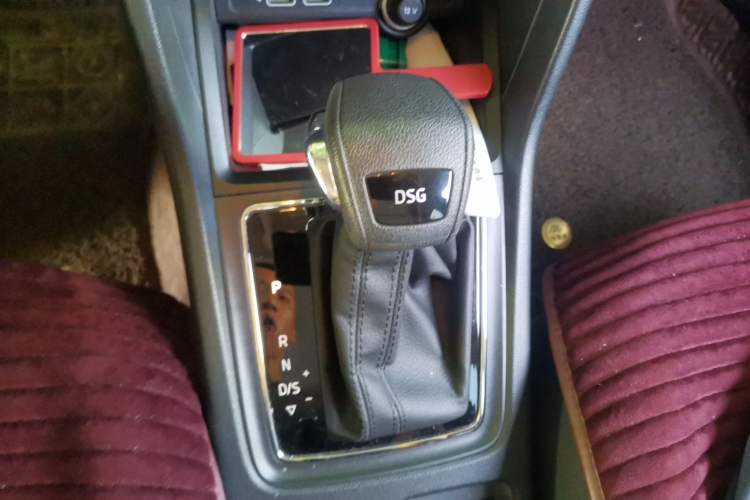 Used Skoda Karoq 2019 TSI280 Smart Drive Elite Edition China V Standard Gear Lever