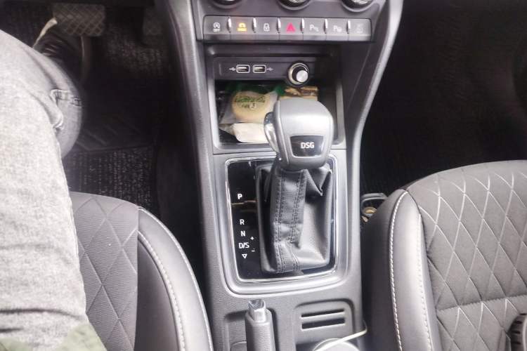 Used Skoda Karoq 2019 TSI280 Smart Drive Elite Edition China V Standard Gear Lever