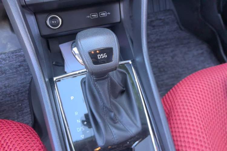 Used Skoda Karoq 2019 TSI280 SmartDrive Luxury Edition China V Standard Gear Lever
