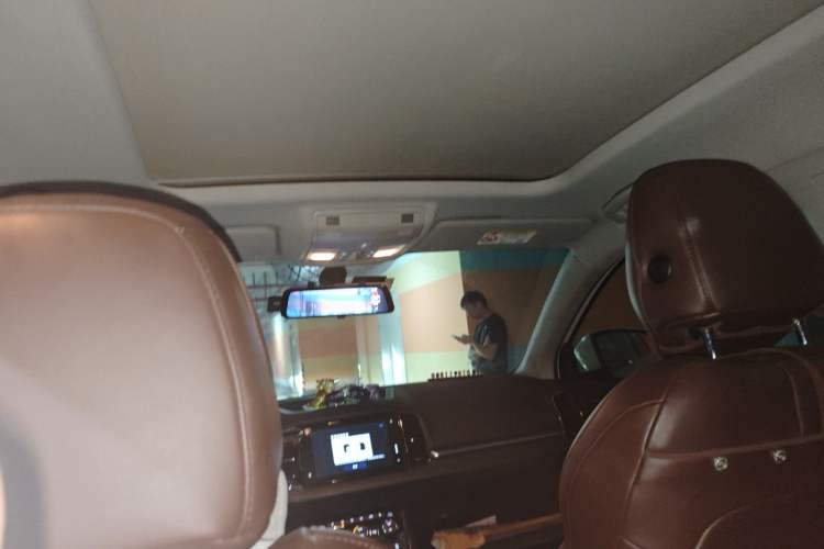 Used Skoda Karoq 2019 TSI280 SmartDrive Luxury Edition China V Standard Headliner