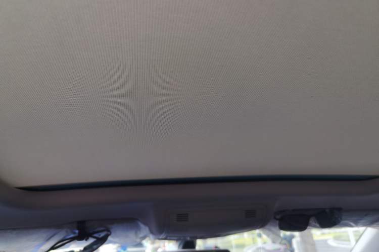 Used Skoda Karoq 2019 TSI280 SmartDrive Luxury Edition China VI standard Headliner