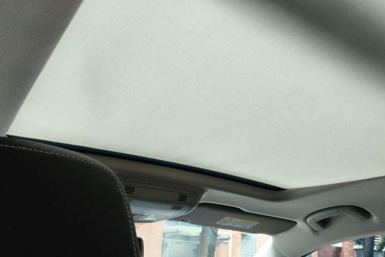 Used Skoda Karoq 2019 TSI280 Smart Drive Deluxe Edition China VI Standard Headliner