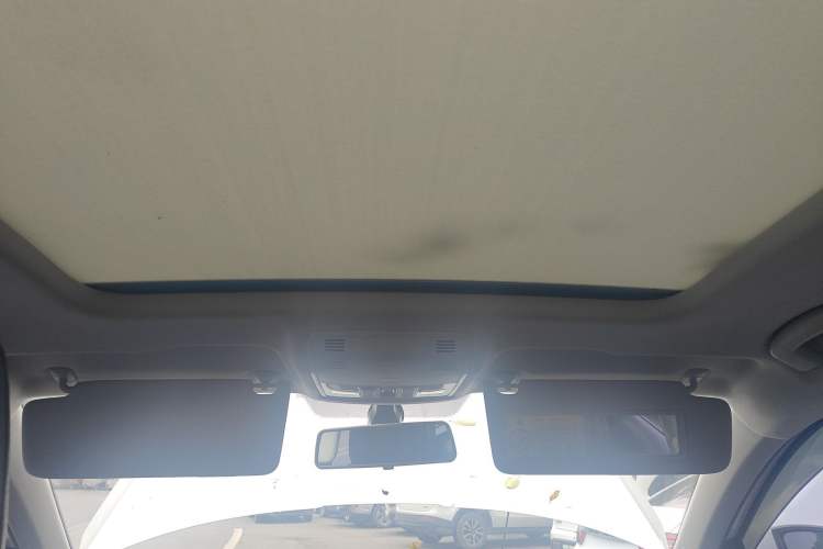 Used Skoda Karoq 2019 TSI280 SmartDrive Luxury Edition China V Standard Headliner