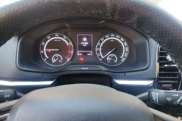 Used Skoda Karoq 2019 TSI280 Smart Drive Deluxe Edition China VI Standard Instrument Cluster
