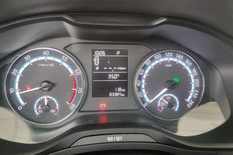Used Skoda Karoq 2019 TSI280 Comfort Plus Version China VI Standard Instrument Cluster
