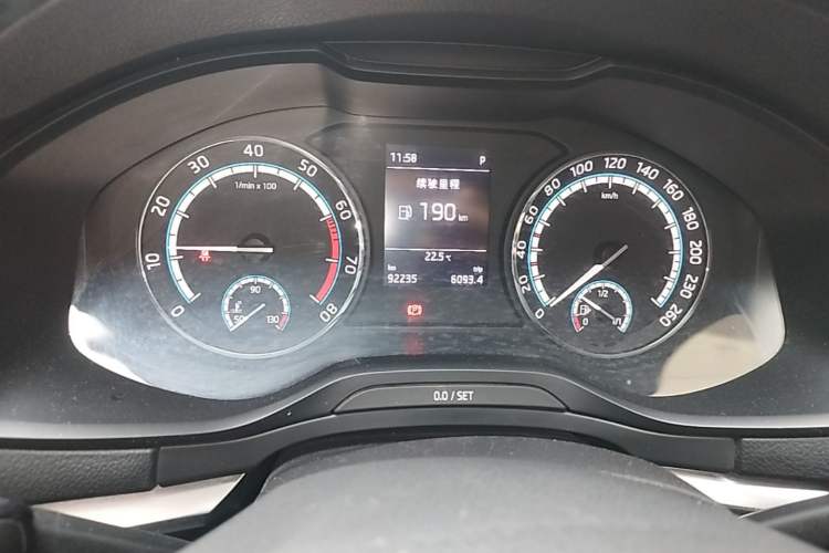 Used Skoda Karoq 2019 TSI280 Smart Drive Deluxe Edition China VI Standard Instrument Cluster