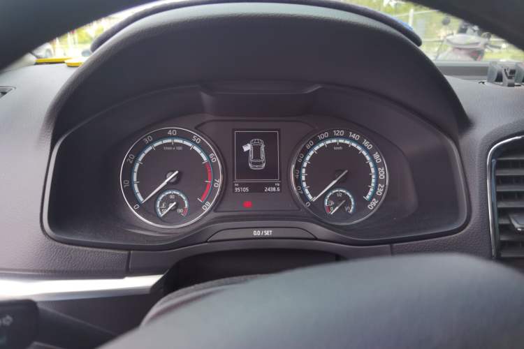 Used Skoda Karoq 2019 TSI280 SmartDrive Luxury Edition China VI standard Instrument Cluster