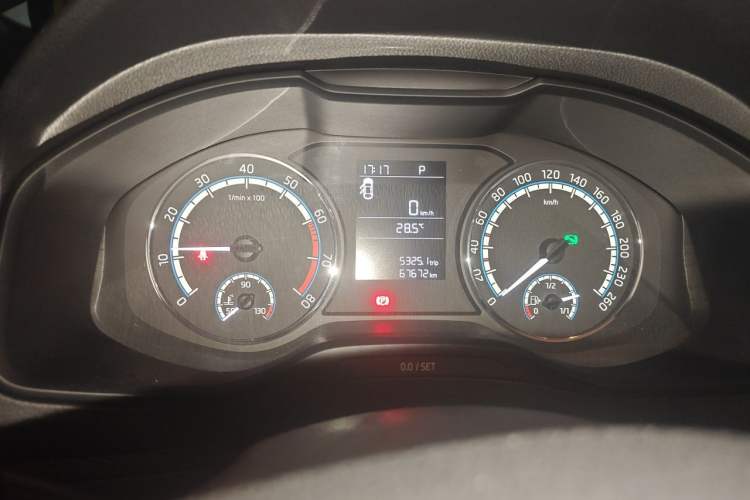 Used Skoda Karoq 2019 TSI280 Comfort Plus Version China VI Standard Instrument Cluster