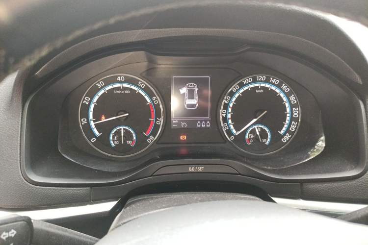 Used Skoda Karoq 2019 TSI280 SmartDrive Luxury Edition China VI standard Instrument Cluster