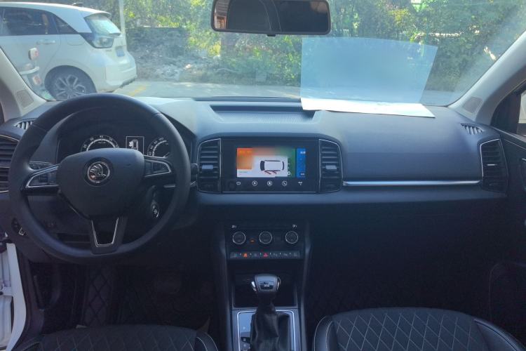 Used Skoda Karoq 2019 TSI280 Smart Drive Deluxe Edition China VI Standard Interior 2