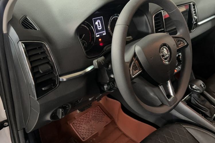 Used Skoda Karoq 2019 TSI280 SmartDrive Luxury Edition China V Standard Interior 3