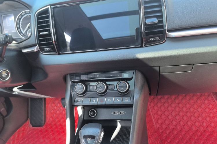 Used Skoda Karoq 2019 TSI280 SmartDrive Luxury Edition China V Standard Interior 5