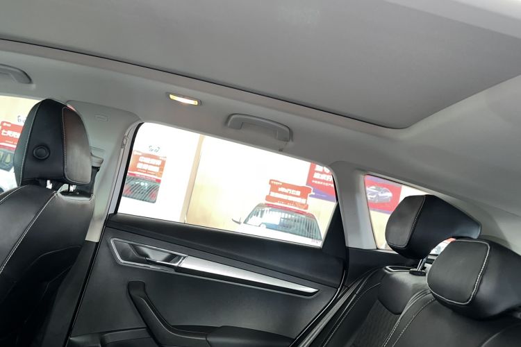 Used Skoda Karoq 2019 TSI280 SmartDrive Luxury Edition China V Standard Interior 9
