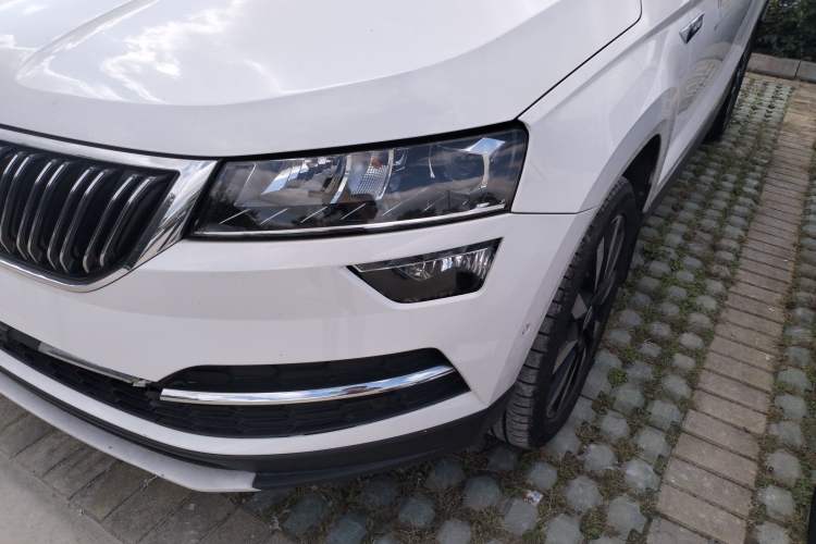 Used Skoda Karoq 2019 TSI280 SmartDrive Luxury Edition China VI standard Left Front Headlight