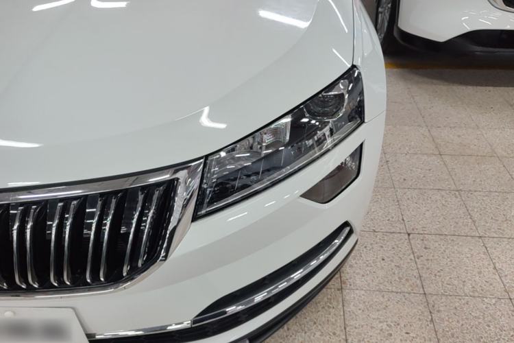 Used Skoda Karoq 2019 TSI280 SmartDrive Luxury Edition China V Standard Left Front Headlight