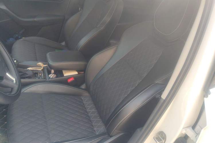 Used Skoda Karoq 2019 TSI280 SmartDrive Luxury Edition China VI standard Left Front Seat