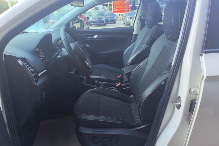Used Skoda Karoq 2019 TSI280 Smart Drive Deluxe Edition China VI Standard Left Front Seat