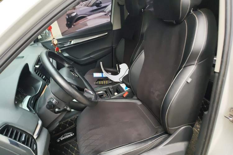 Used Skoda Karoq 2019 TSI280 SmartDrive Luxury Edition China VI standard Left Front Seat