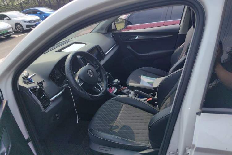 Used Skoda Karoq 2019 TSI280 Smart Drive Deluxe Edition China VI Standard Left Front Seat