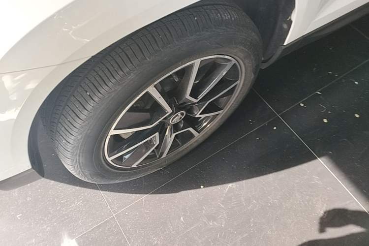 Used Skoda Karoq 2019 TSI280 Smart Drive Elite Edition China V Standard Left Front Wheel Hub