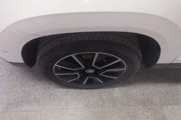 Used Skoda Karoq 2019 TSI280 SmartDrive Luxury Edition China V Standard Left Front Wheel Hub