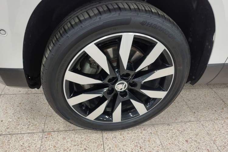 Used Skoda Karoq 2019 TSI280 SmartDrive Luxury Edition China V Standard Left Front Wheel Hub