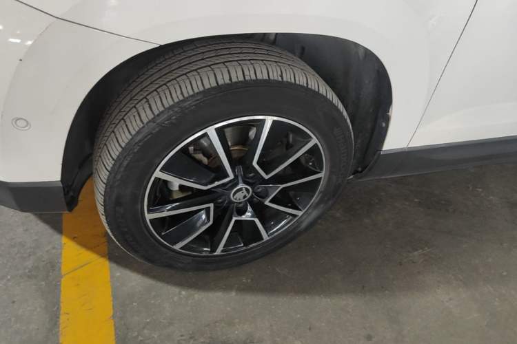 Used Skoda Karoq 2019 TSI280 Smart Drive Elite Edition China V Standard Left Front Wheel Hub