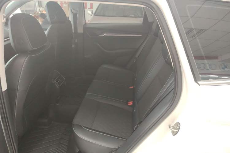 Used Skoda Karoq 2019 TSI280 SmartDrive Luxury Edition China V Standard Left Rear Seat