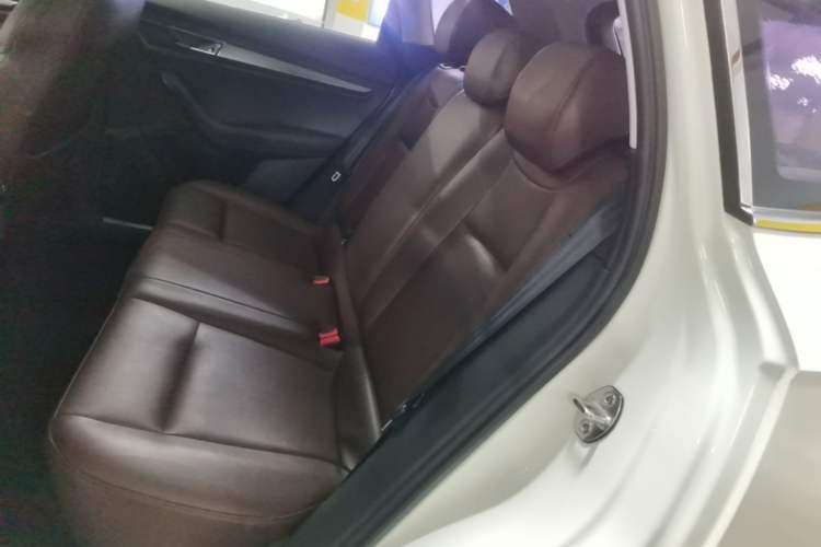 Used Skoda Karoq 2019 TSI280 Smart Drive Elite Edition China V Standard Left Rear Seat