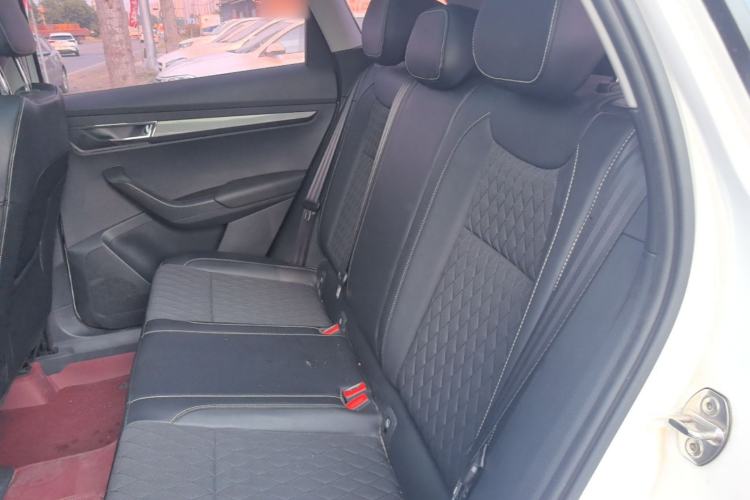 Used Skoda Karoq 2019 TSI280 Smart Drive Elite Edition China V Standard Left Rear Seat