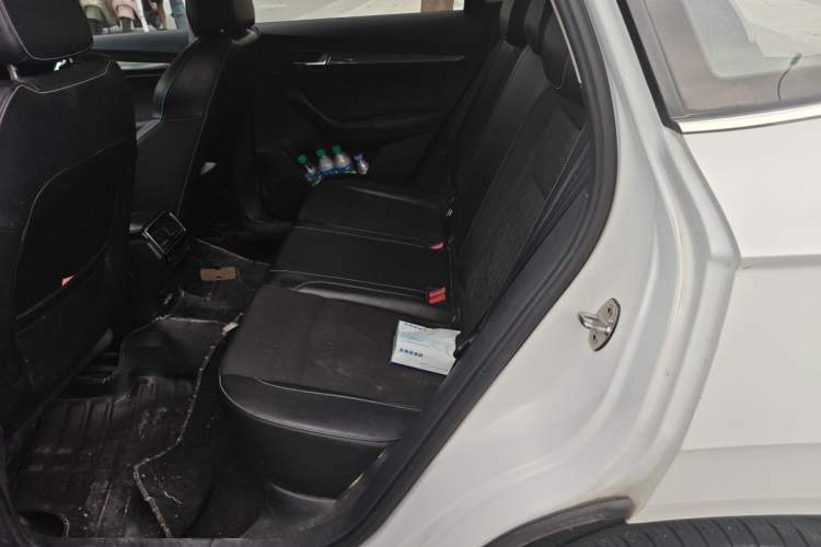 Used Skoda Karoq 2019 TSI280 SmartDrive Luxury Edition China V Standard Left Rear Seat