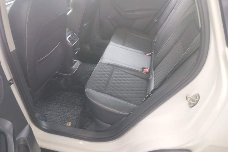Used Skoda Karoq 2019 TSI280 Smart Drive Elite Edition China V Standard Left Rear Seat