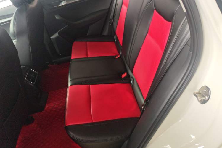 Used Skoda Karoq 2019 TSI280 SmartDrive Luxury Edition China V Standard Left Rear Seat
