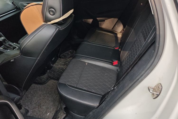 Used Skoda Karoq 2019 TSI280 Smart Drive Deluxe Edition China VI Standard Left Rear Seat