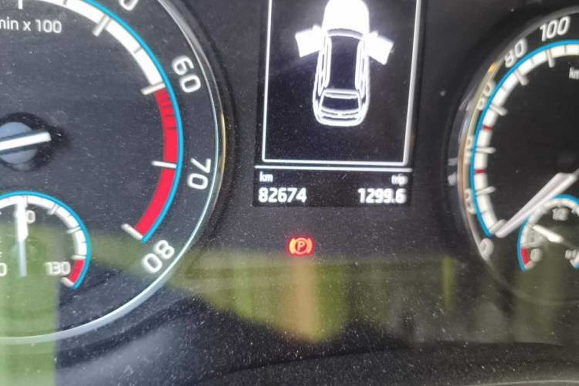 Used Skoda Karoq 2019 TSI280 SmartDrive Luxury Edition China VI standard Odometer Close Up