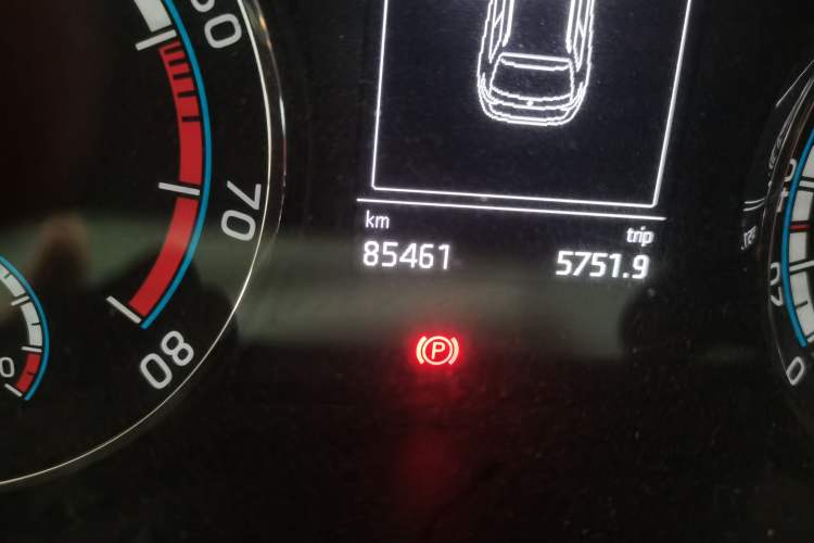 Used Skoda Karoq 2019 TSI280 SmartDrive Luxury Edition China V Standard Odometer Close Up